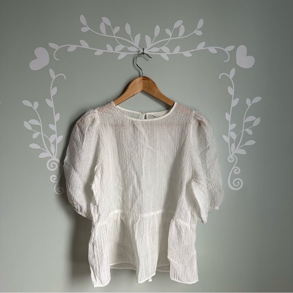 White H&M Puff Sleeve Blouse in size US M - Picture 1 of 7